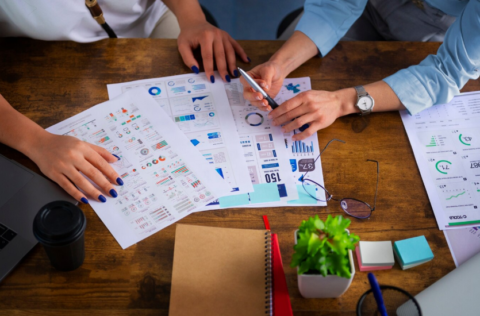 What is a Marketing Plan & How To Write One? | HI